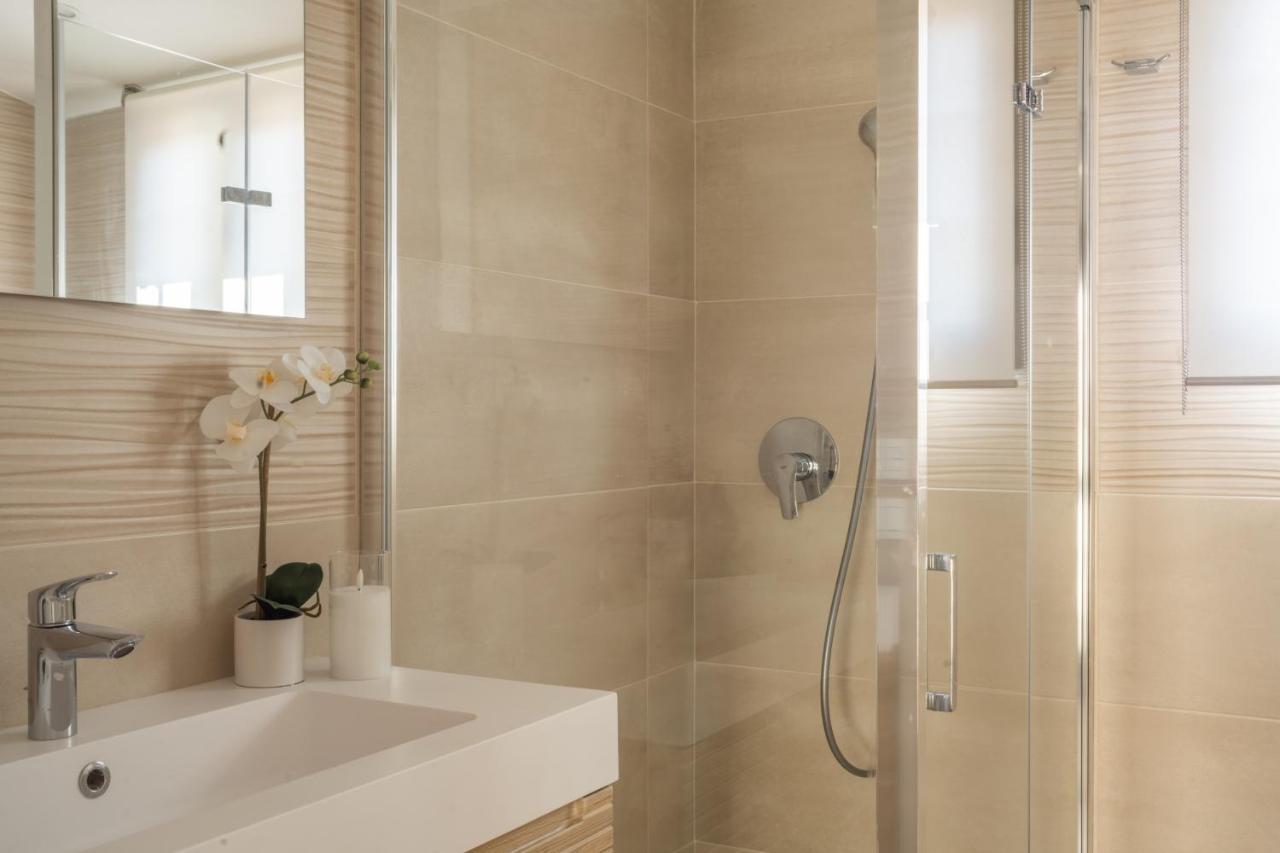 ונציה Sant'Aponal Cozy Apartment With Balcony R&R מראה חיצוני תמונה